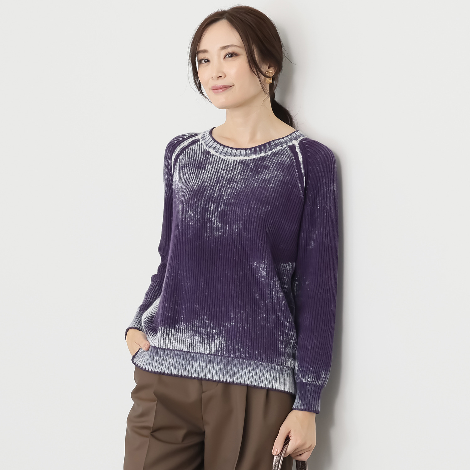 ホワイノットコレクション スペイン製 製品染め ニットプルオーバー