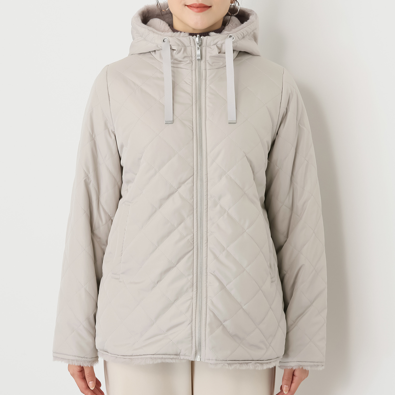 メルヴェイユ　ヴァント はっ水 中綿キルト ミンクタッチファー リバーシブルジャケット