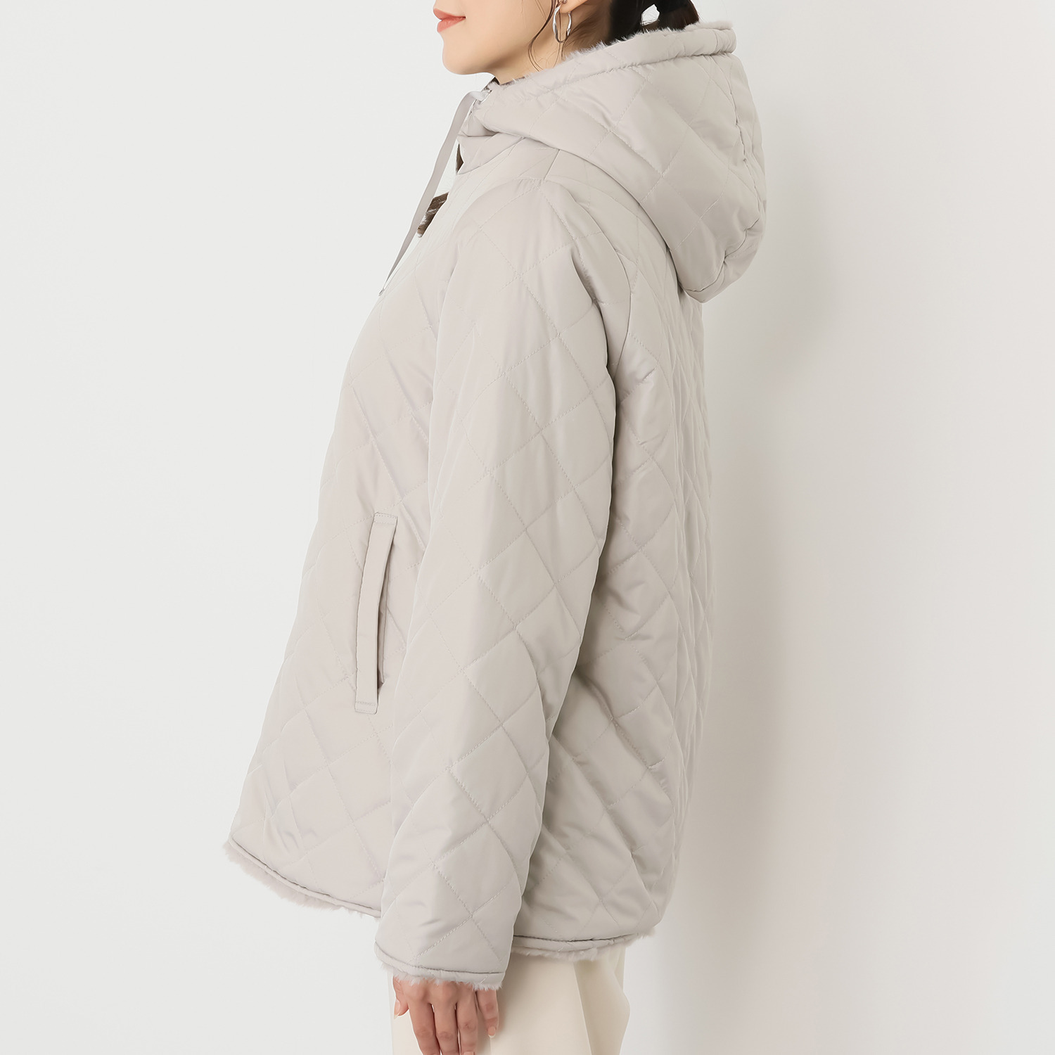 メルヴェイユ　ヴァント はっ水 中綿キルト ミンクタッチファー リバーシブルジャケット