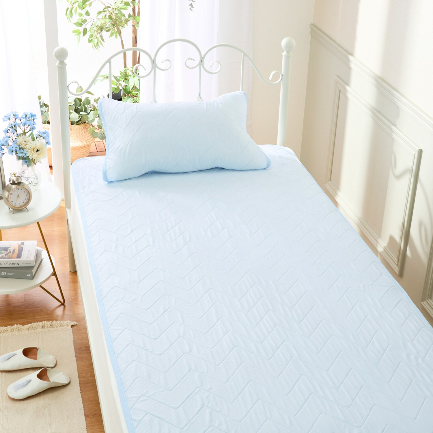 ｎｉｓｈｉｋａｗａ　西川 ゴム無しでもズレにくい！ ひんやり　置くらくクール 敷きパッド・ネオ ＜セミダブル＞