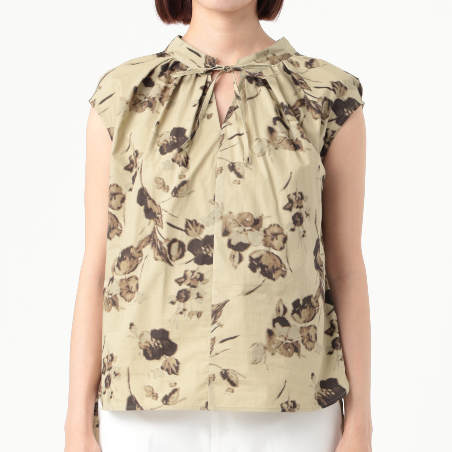 イフェメル／ ダブルフェーストーキョー 日本製 ボタニカル柄プリント フレンチスリーブブラウス