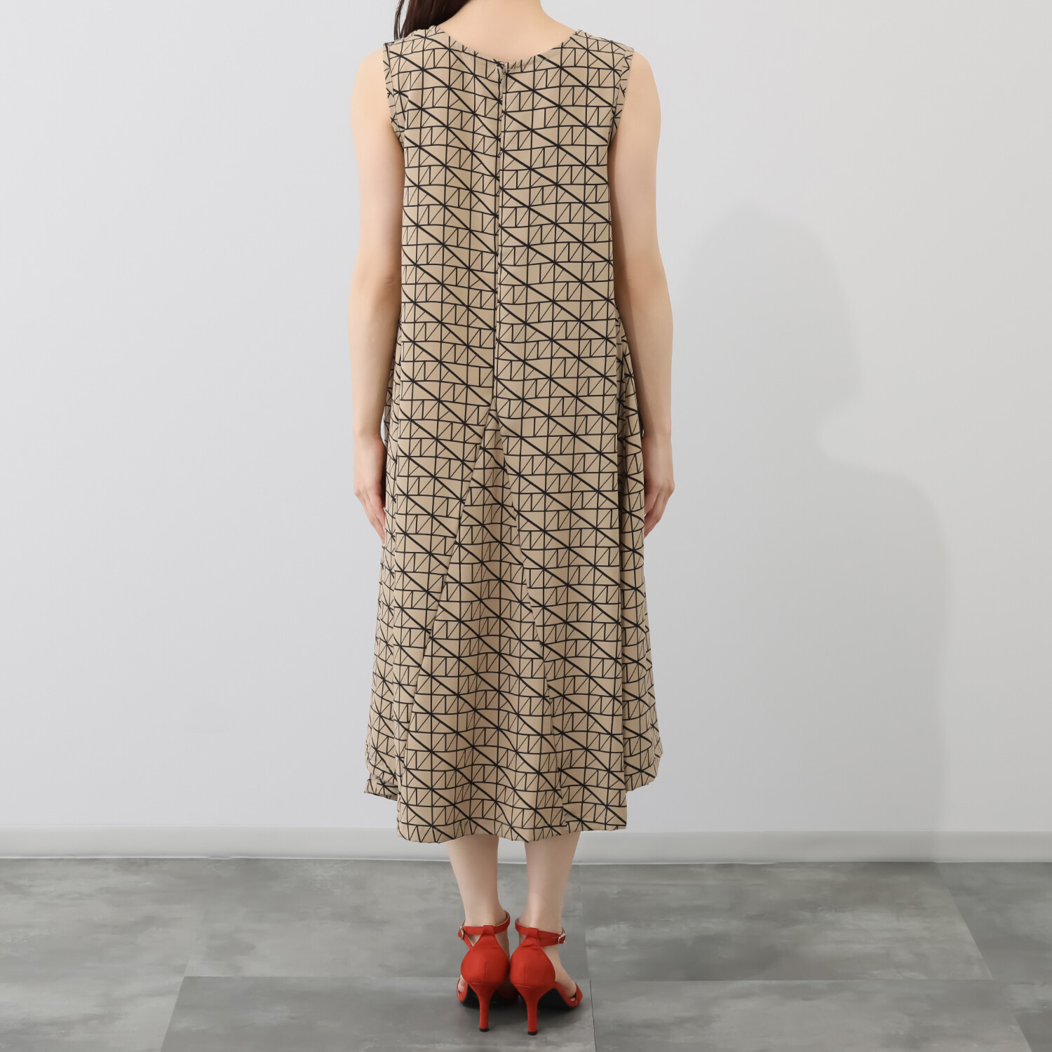 スタイル・ラヴィー ドライタッチ ジオメトリックプリント ワンピース