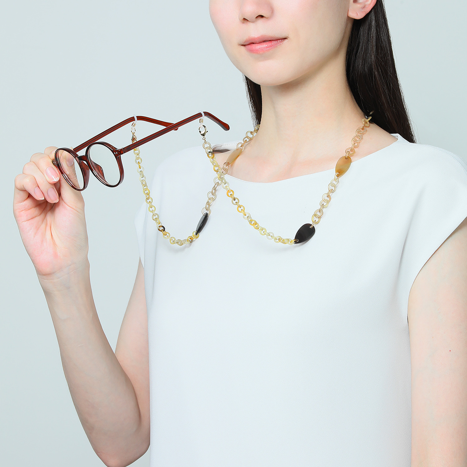 グレイスモア 水牛 バイカラー ドロップモティーフ アクセント グラスホルダー兼 ロングネックレス