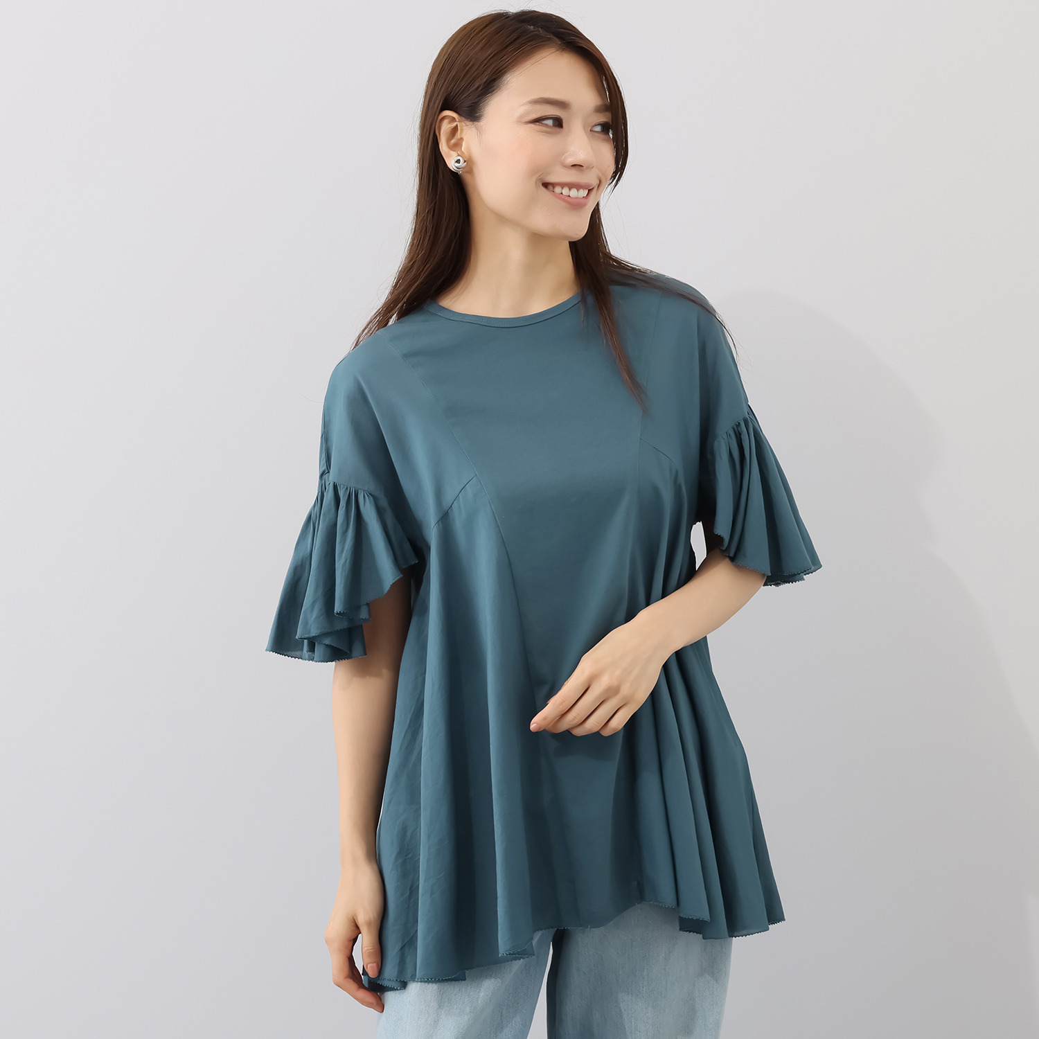 ナディー　バイ　アユーシ コットンボイル 涼しい透け感と光沢の カットソープルオーバー