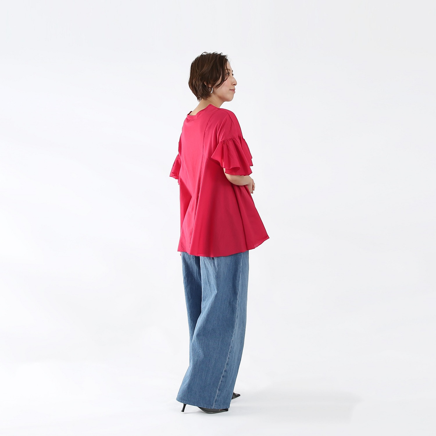 ナディー　バイ　アユーシ コットンボイル 涼しい透け感と光沢の カットソープルオーバー