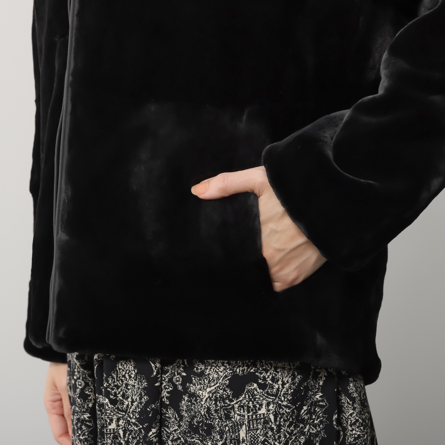 シェアードミンク リバーシブル フーディージャケット