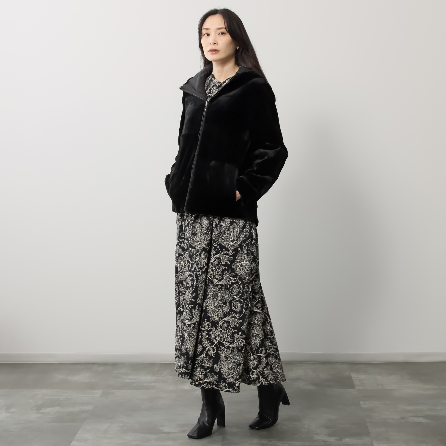 シェアードミンク リバーシブル フーディージャケット