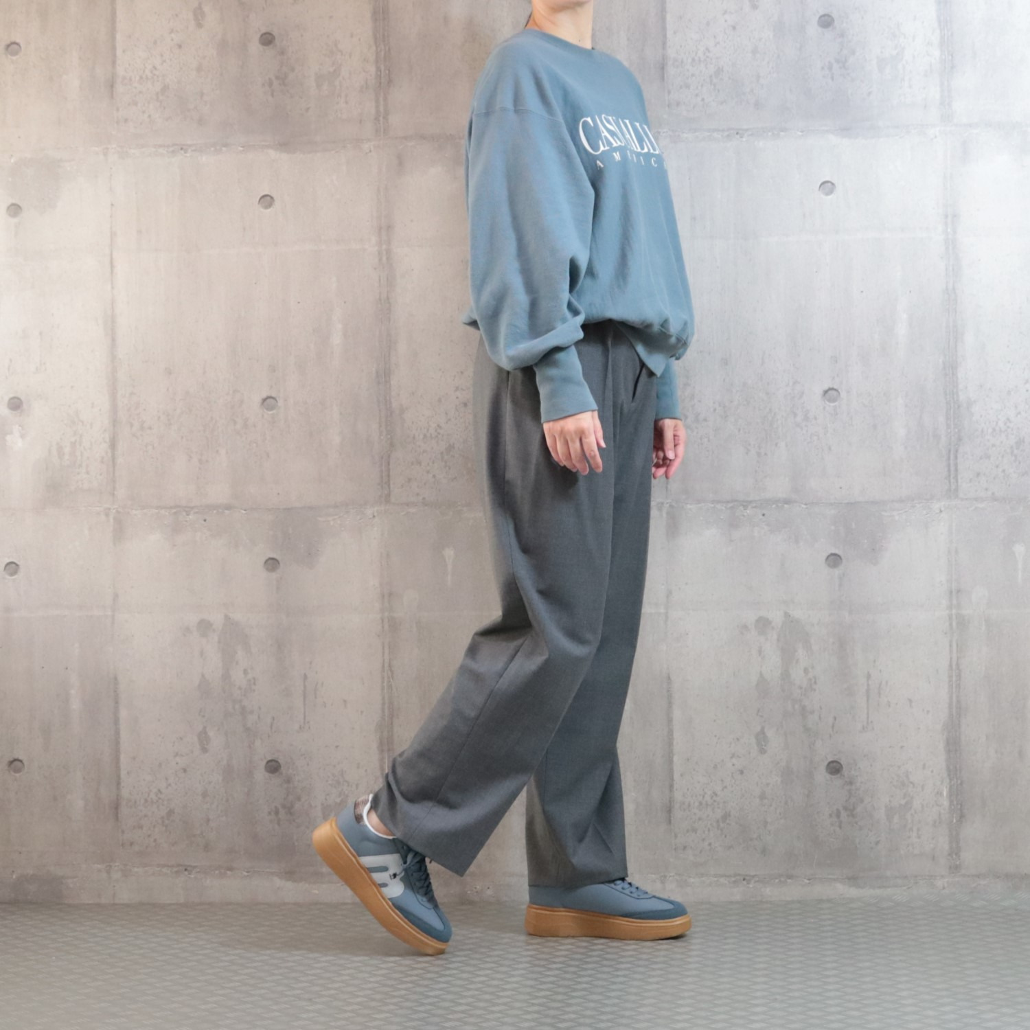 モズ 防水・軽量 ロングタンアクセント 厚底スニーカー