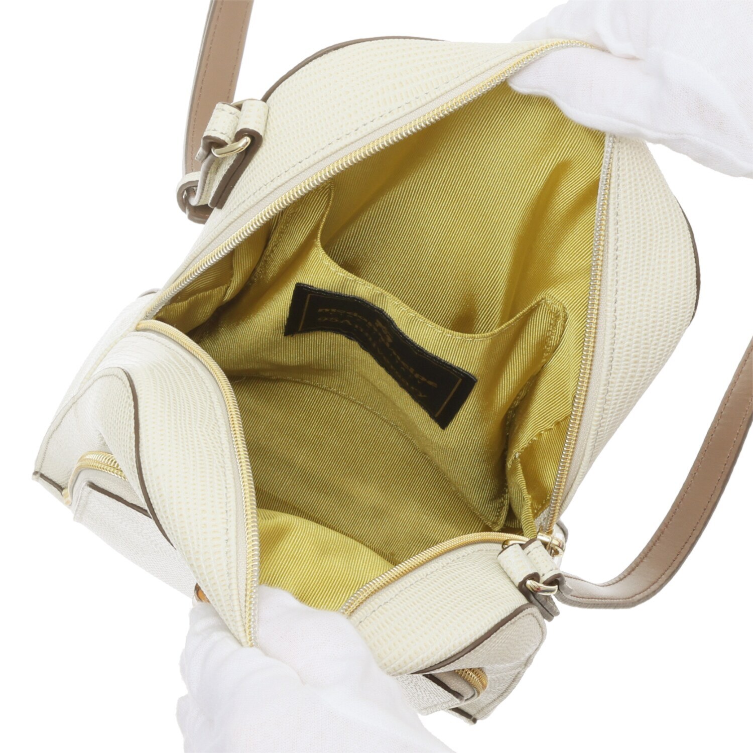 モーダプリンチペ はっ水 リザード型押しレザー 縦ショルダーバッグ