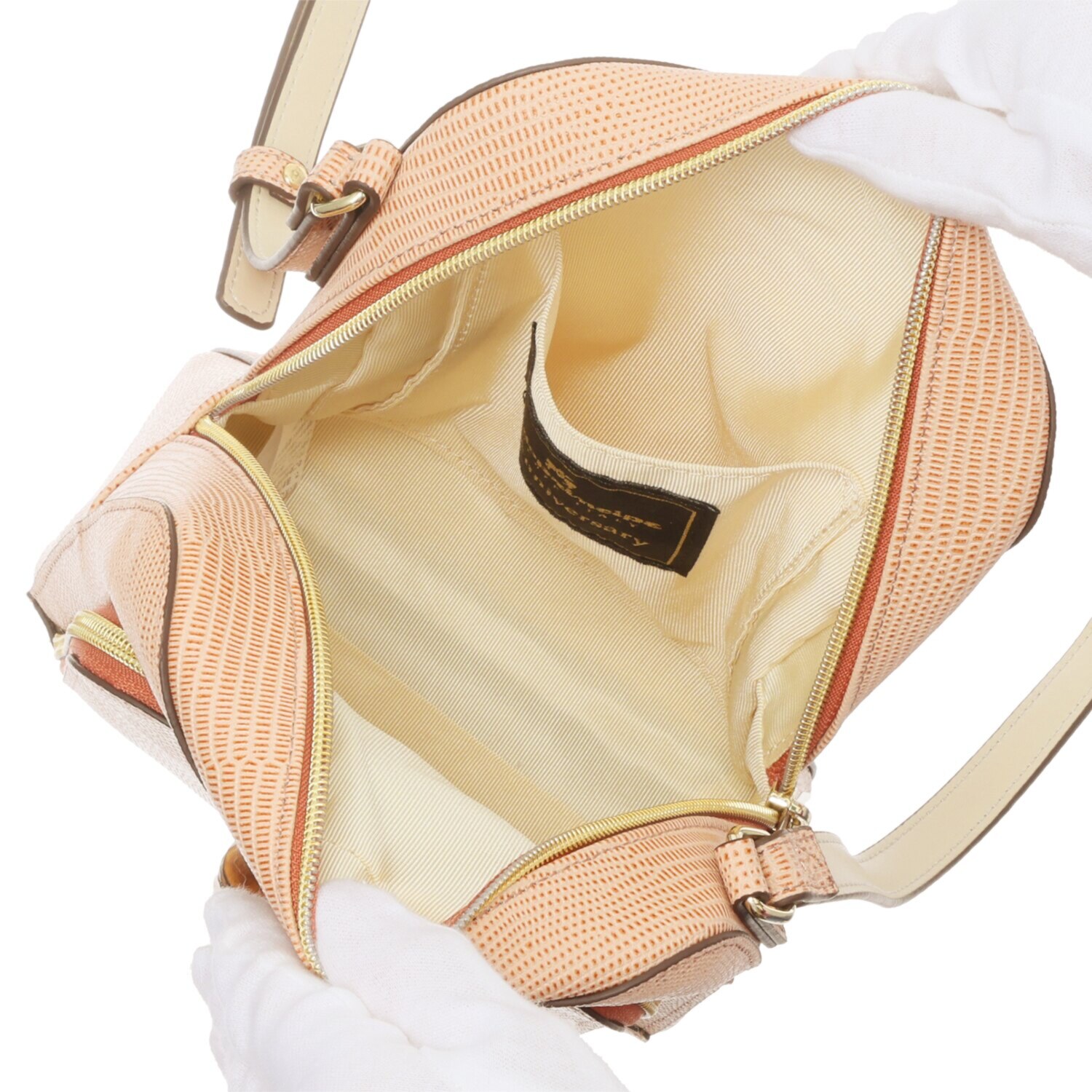 モーダプリンチペ はっ水 リザード型押しレザー 縦ショルダーバッグ