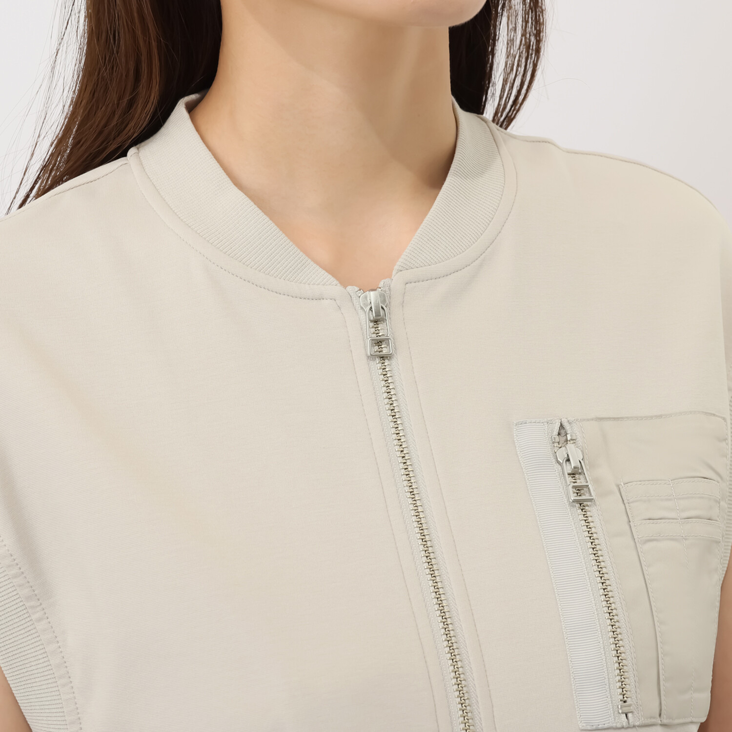 エムズ　スタイル プルオーバーにもなる 異素材切替 バックフレアージレ