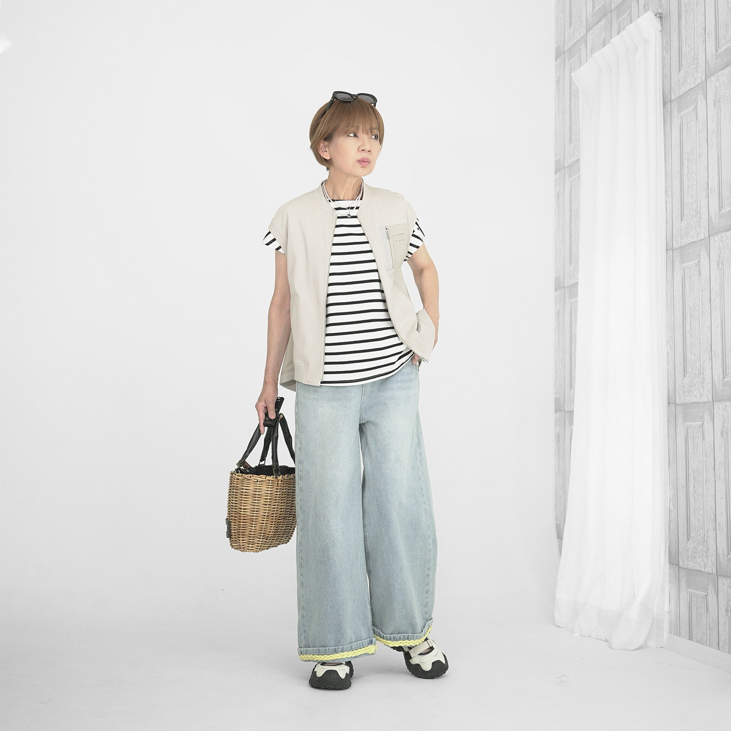 エムズ　スタイル プルオーバーにもなる 異素材切替 バックフレアージレ