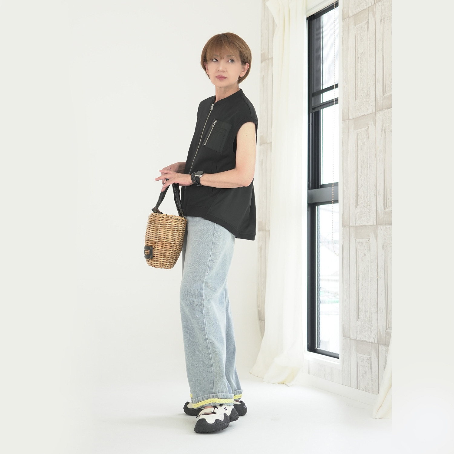 エムズ　スタイル プルオーバーにもなる 異素材切替 バックフレアージレ