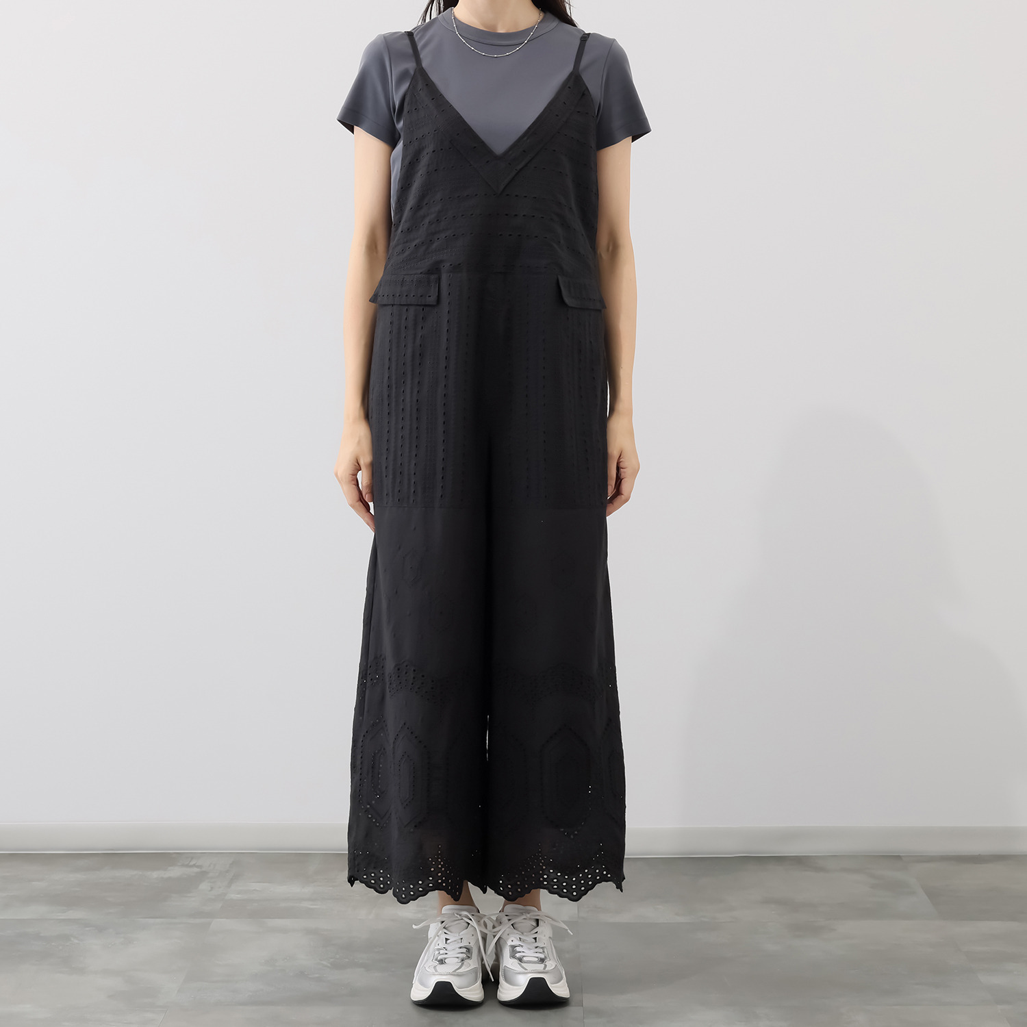 亀恭子セレクト！ アイラ 総レース サロペットパンツ