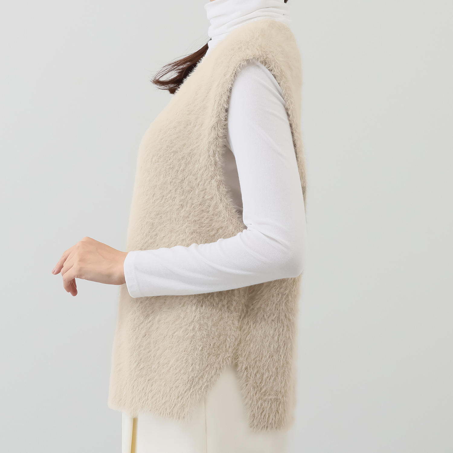 ルクオーレ シャギーニット Ｖネックベスト