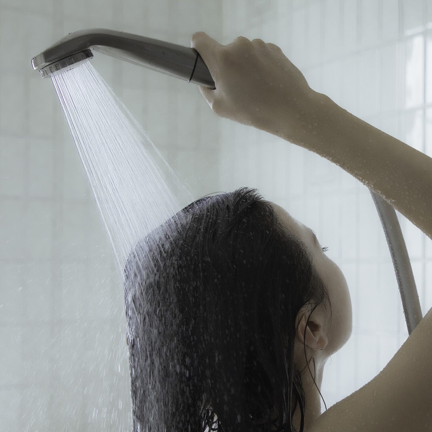 汚れが落ちやすい 泡の大きさ 節水効果にこだわった 独自開発技術の微細な泡 マイクロバブルシャワー ピュアブルＩＩ