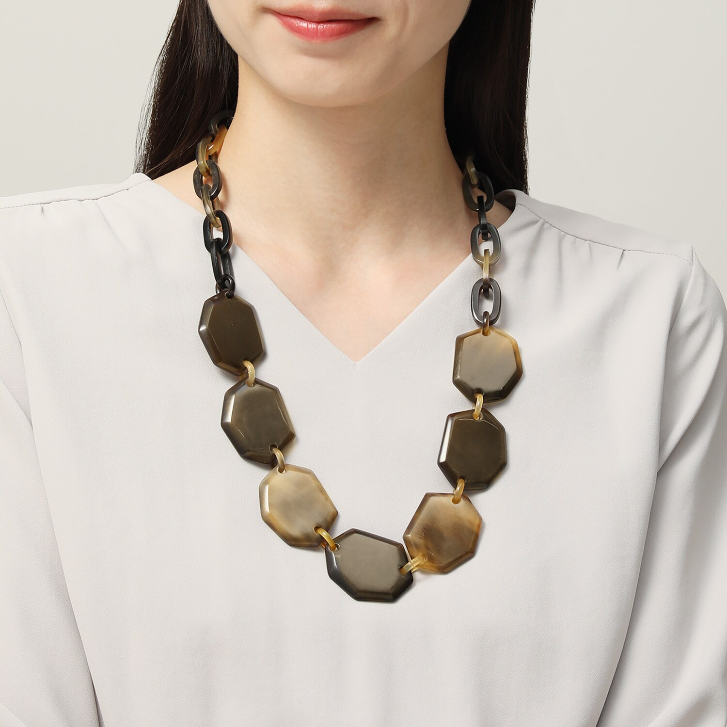 ミル・レーヴ 水牛 ゴージャス ロングネックレス