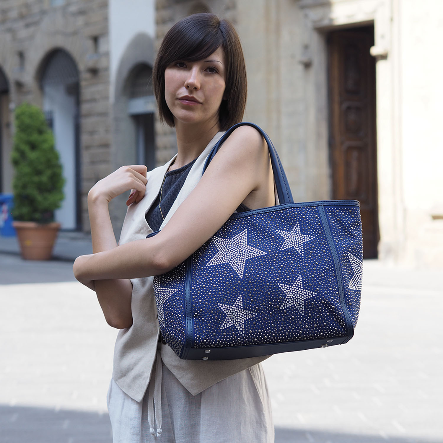 グッシオイタリー イタリアデザイン 星柄ラインストーン トートバッグ＆ ポーチセット