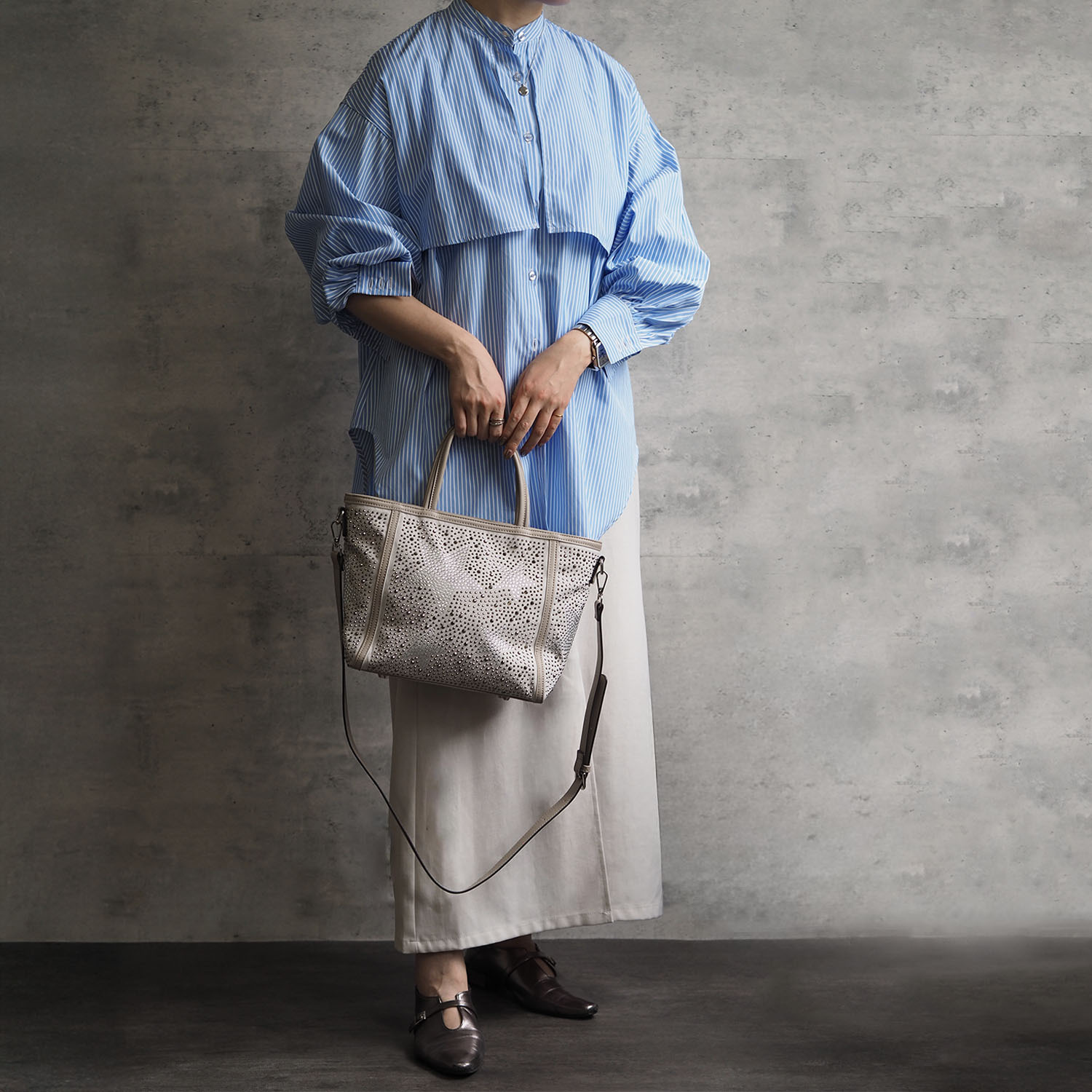 グッシオイタリー イタリアデザイン 星柄ラインストーン ２ウェイバッグ＆ ポーチセット