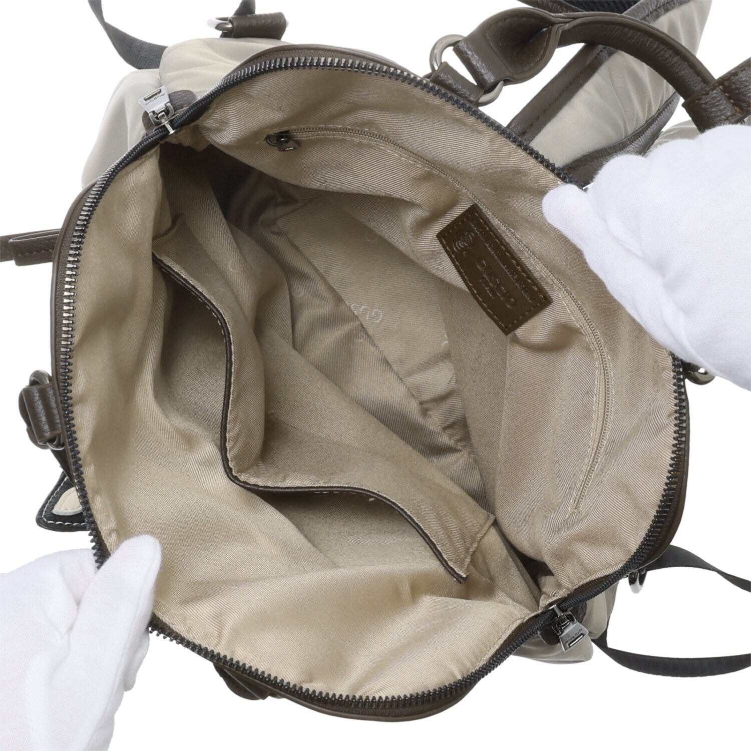 グッシオイタリー はっ水 高密度ナイロンリュック＆ フレブルちゃん マルチケースセット