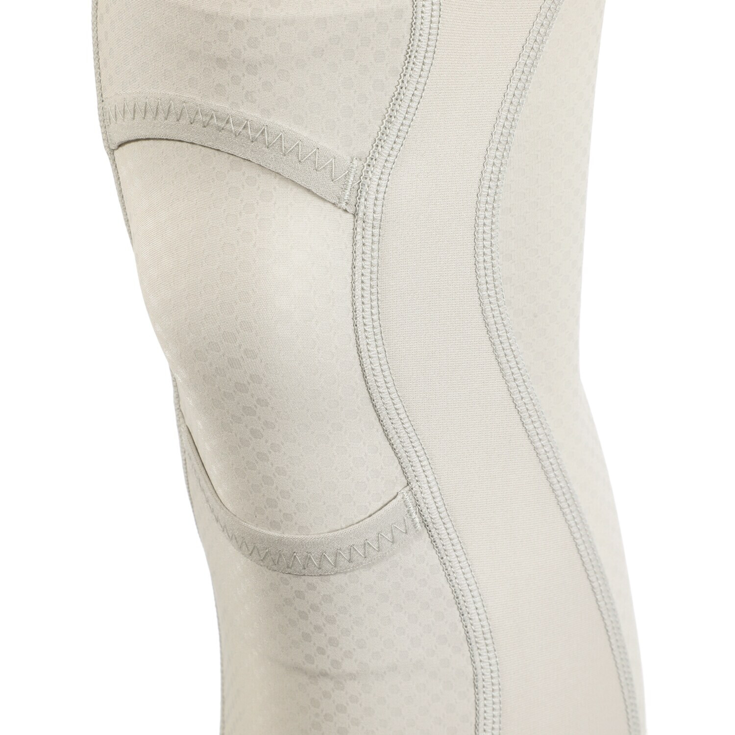 しっかりサポートする フィット感！ 蒸れにくく快適！ ノーブル 皮膚感覚ひざサポーター アルコークール ２枚組