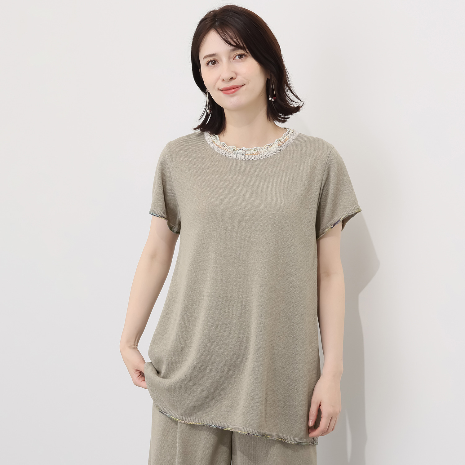 イイネス ファンシーヤーンミックス 切替デザイン プルオーバー