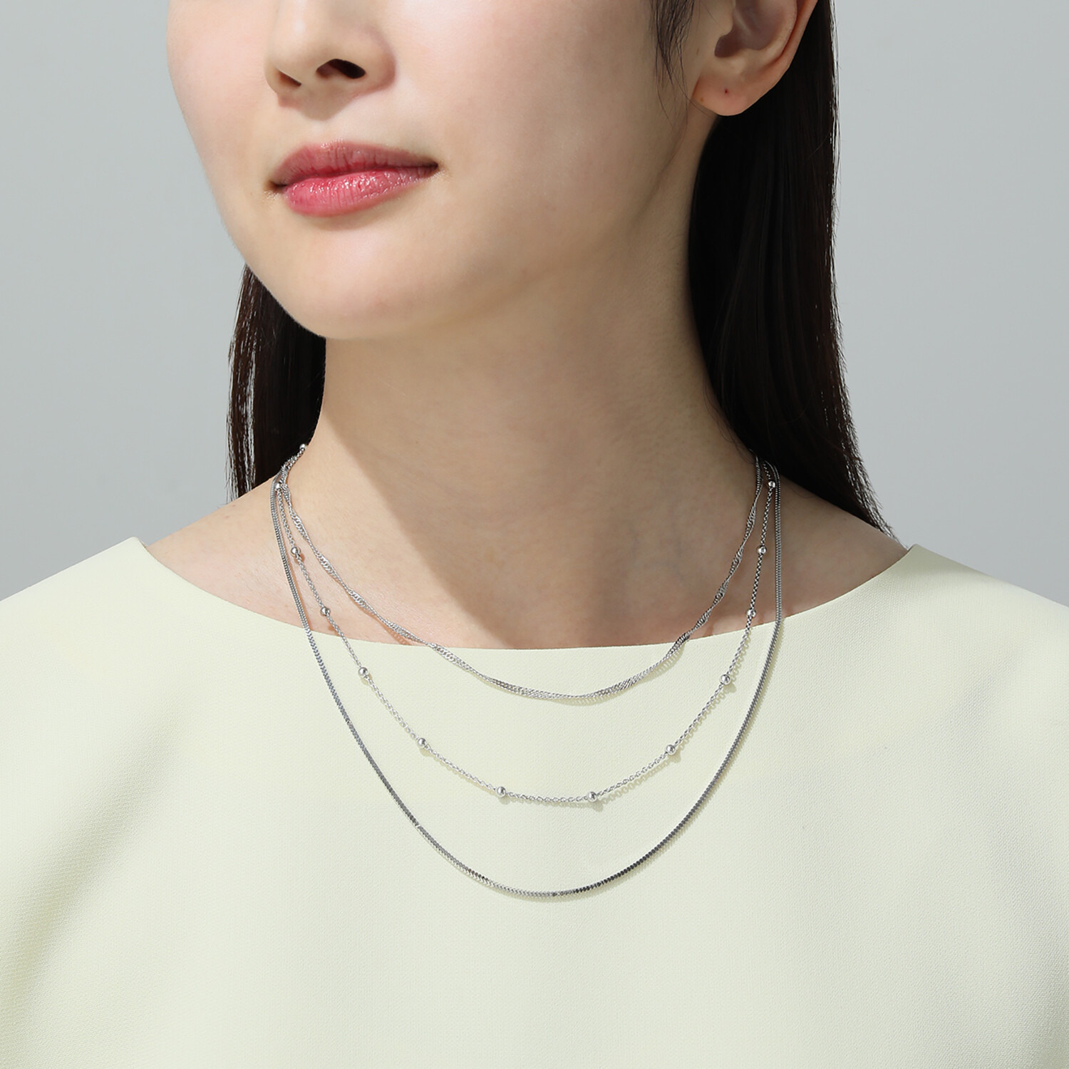 エクセラ イタリアン・シルバー ２層コーティング スリーチェーン マグネットネックレス