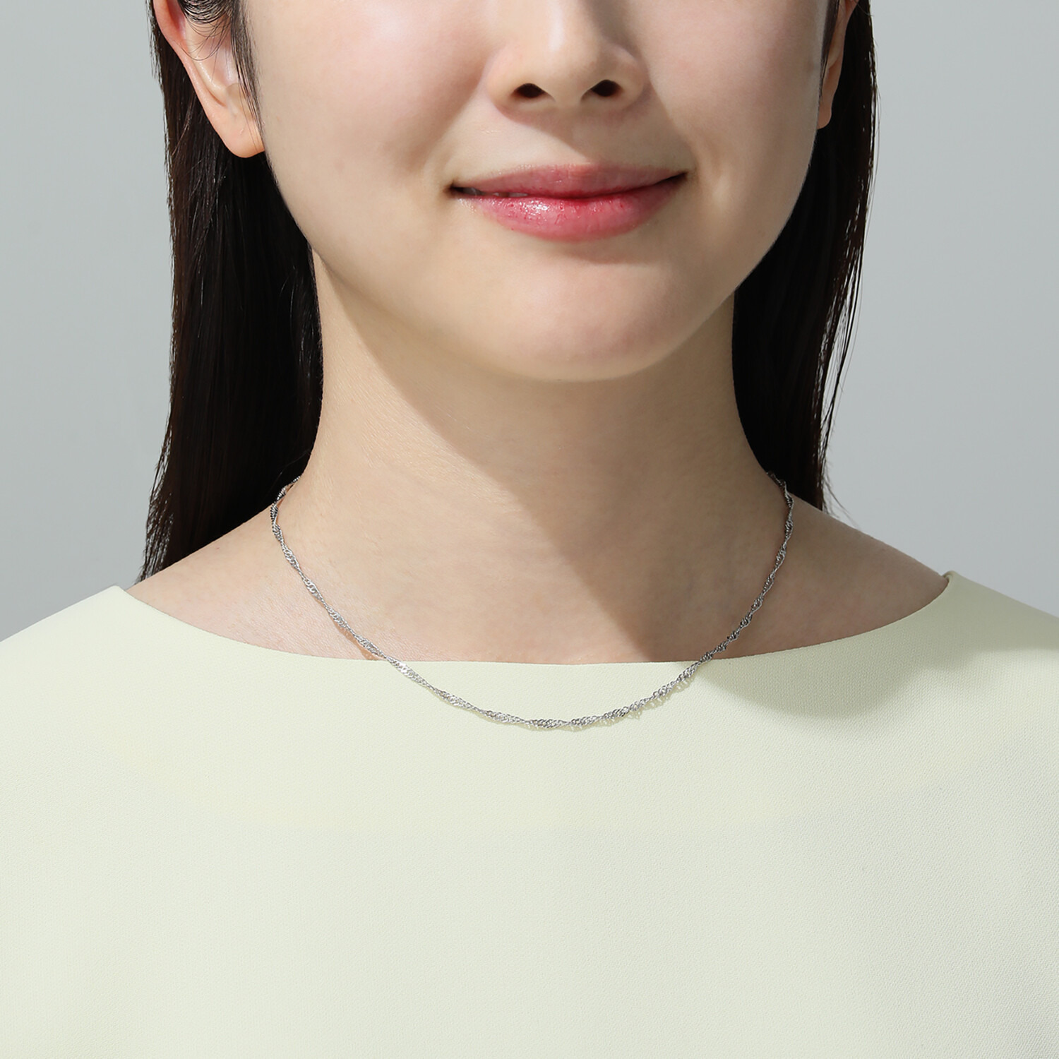 エクセラ イタリアン・シルバー ２層コーティング スリーチェーン マグネットネックレス
