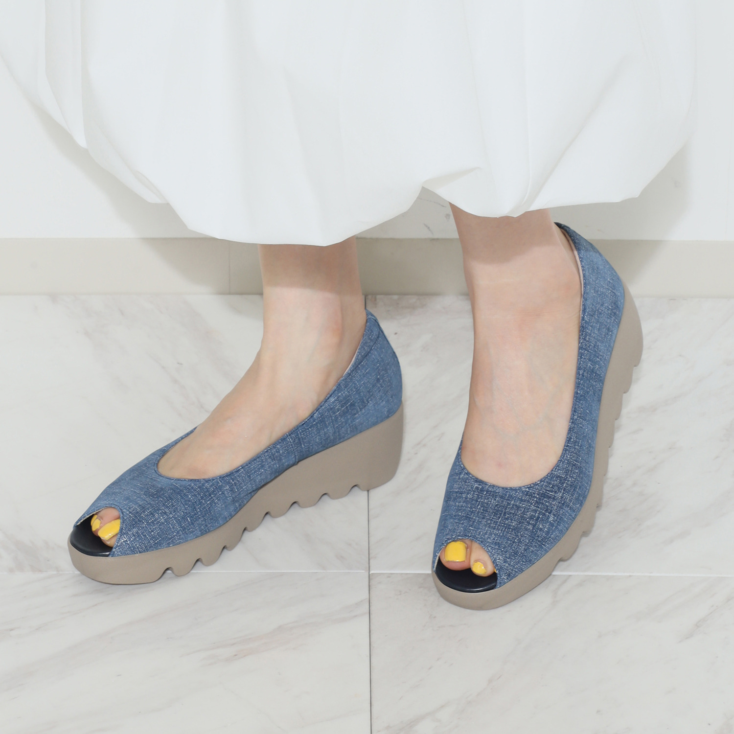 ヒルズアヴェニュー ＜日本製＞ レザー オープントゥ ウェーブソールパンプス