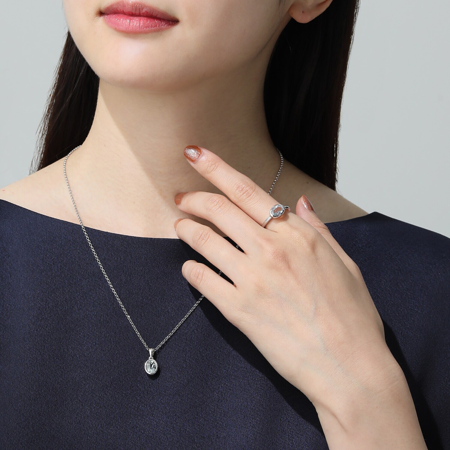 イーシア シルバー ジェムストーン オーバルデザイン リング