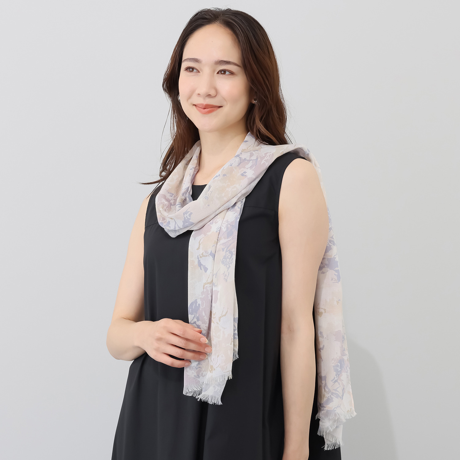 クーコ 接触冷感 水彩画風プリント ストール