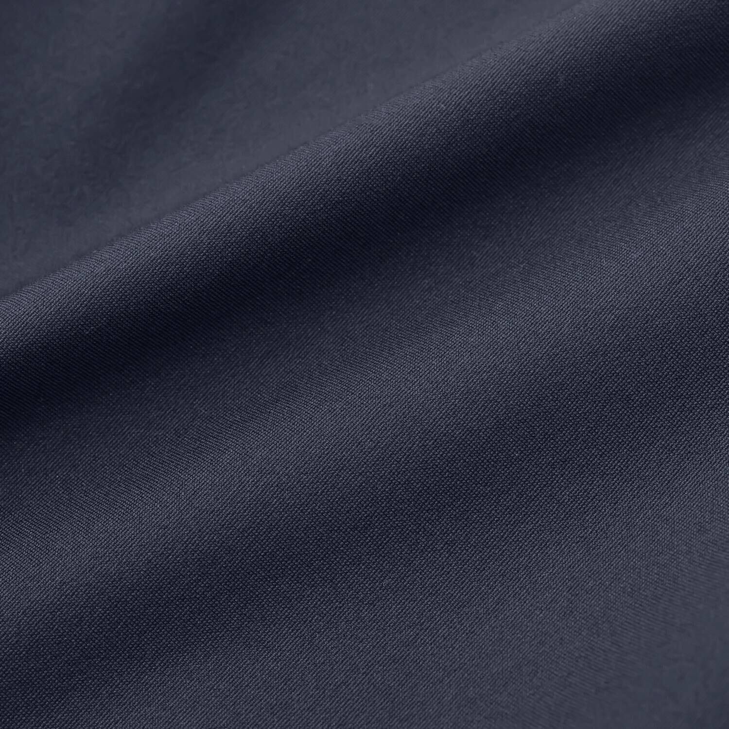 ピーツー 風抜ける 接触冷感・吸水速乾 美脚ストレートパンツ ＜股下６４ｃｍ＞