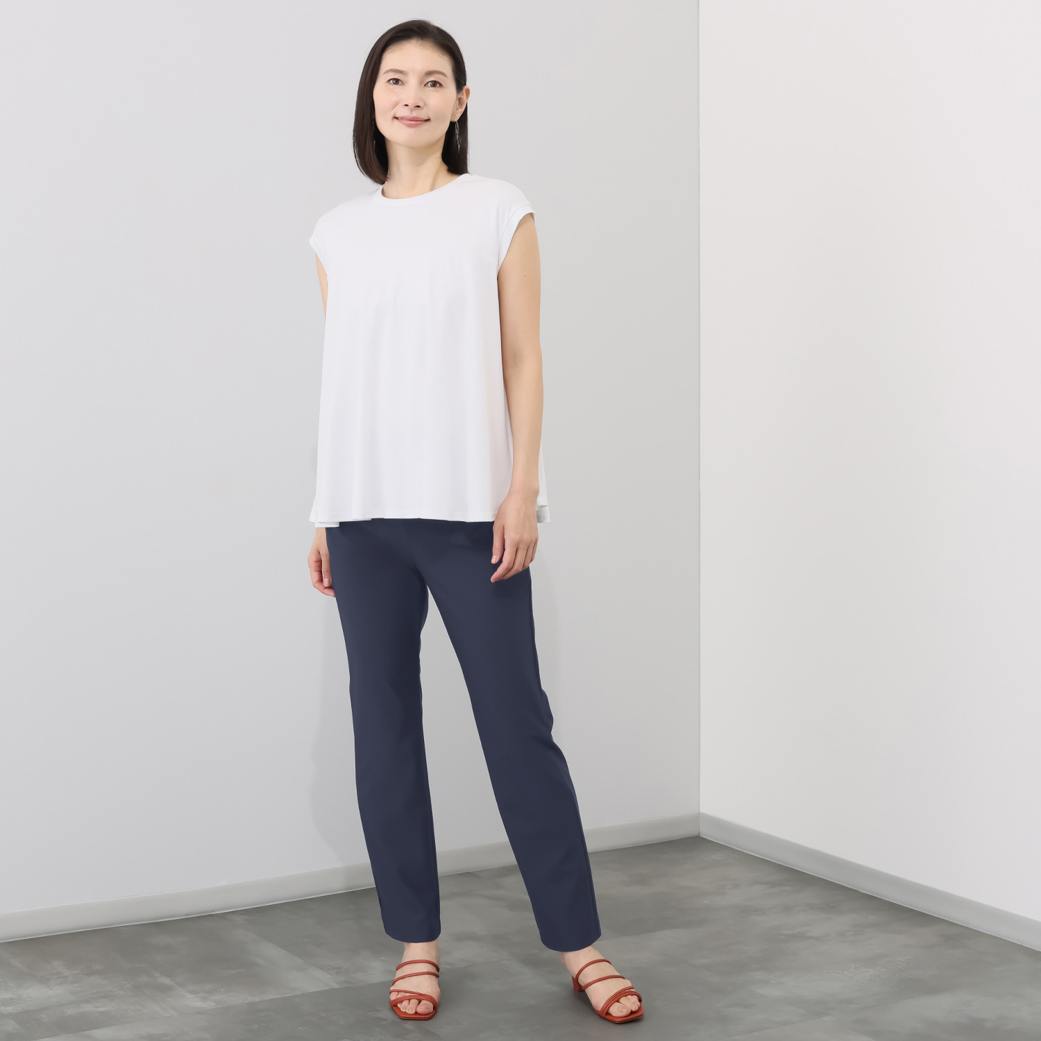 ピーツー 風抜ける 接触冷感・吸水速乾 美脚ストレートパンツ ＜股下７２ｃｍ＞