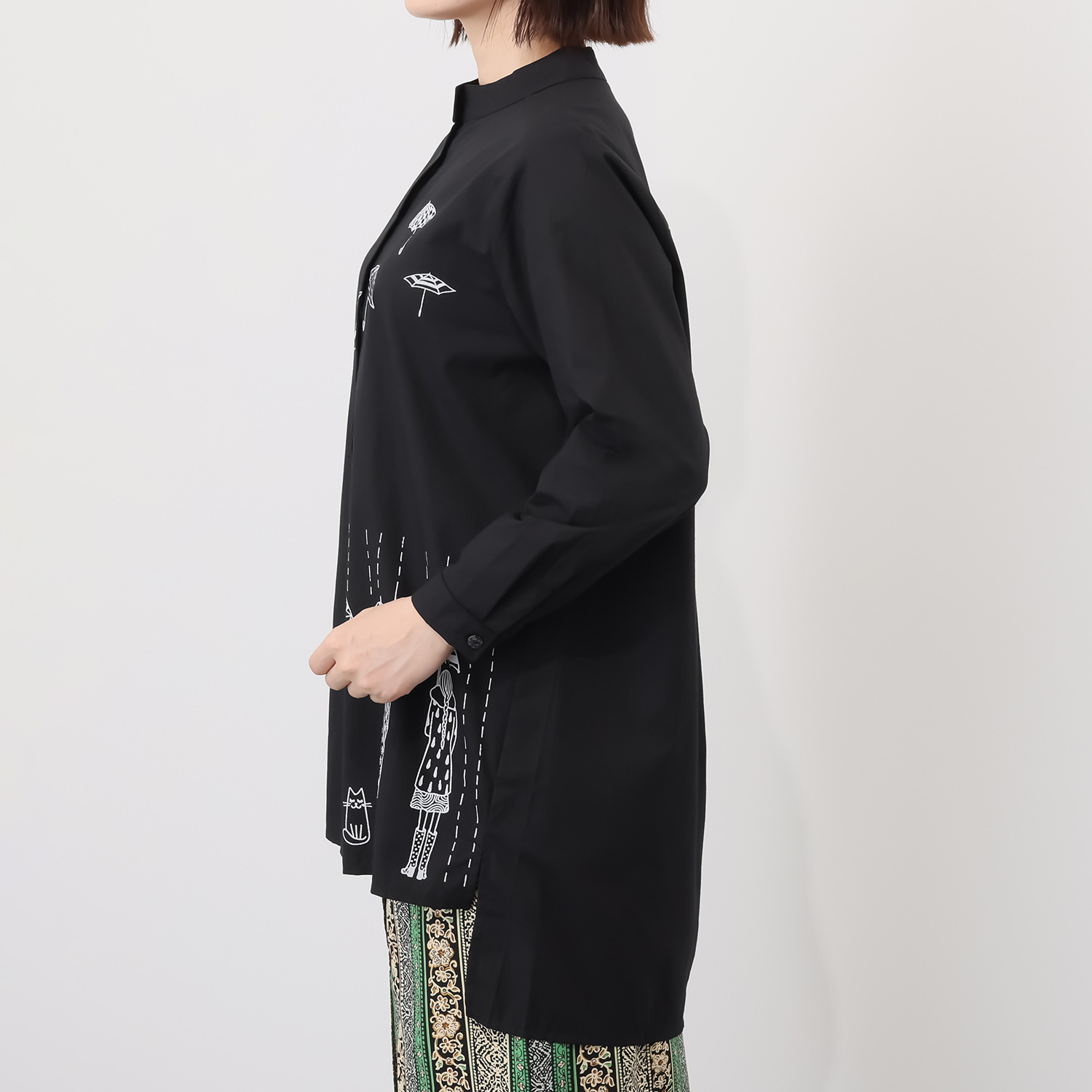 コイビトミサキ イラストプリント シャツブラウス