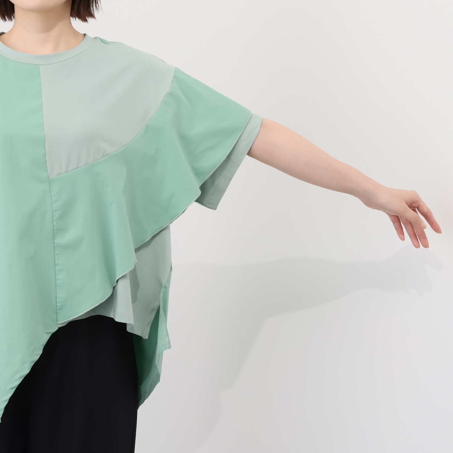 コイビトミサキ 異素材切替 アシンメトリー プルオーバー