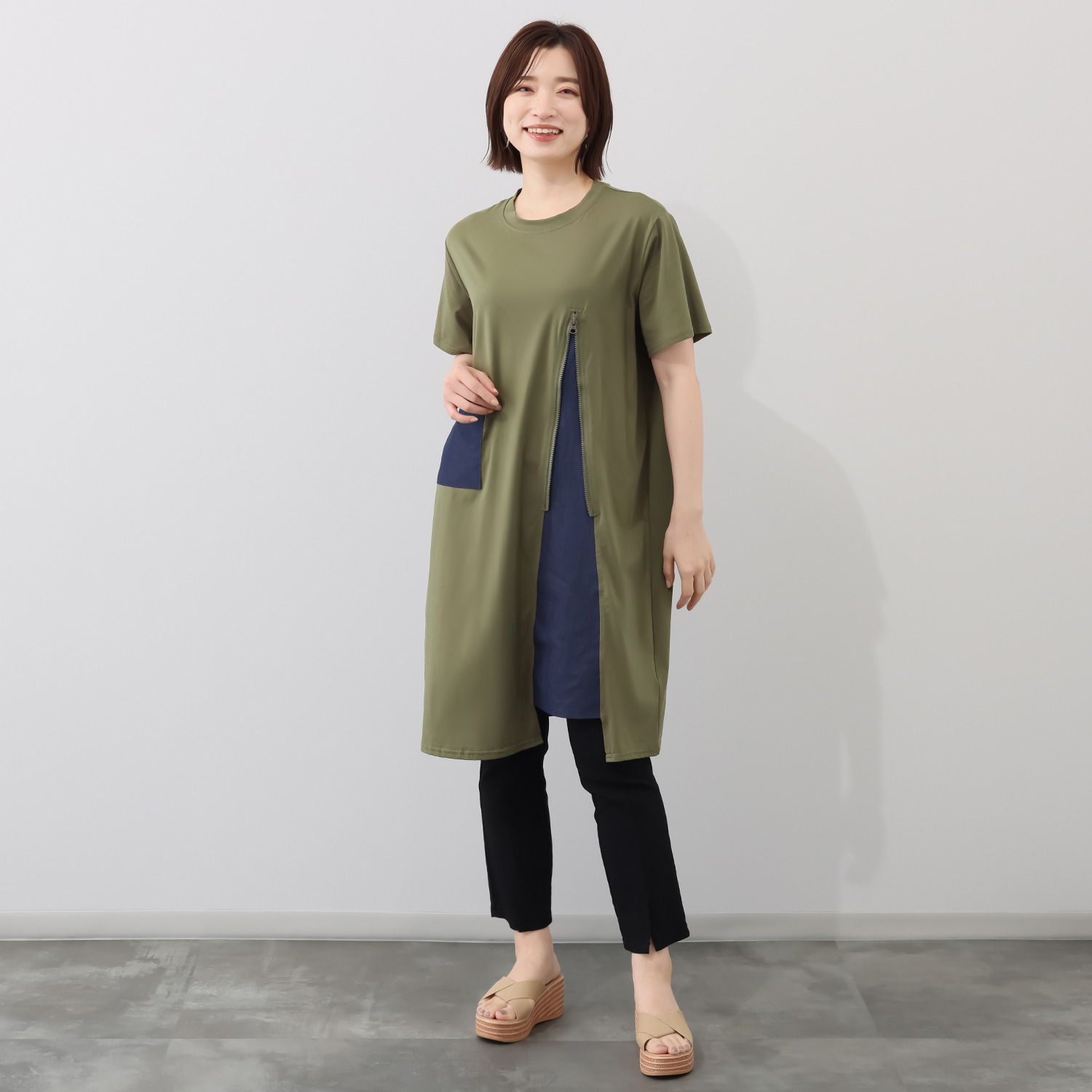 コイビトミサキ ジップアップアクセント チュニックプルオーバー