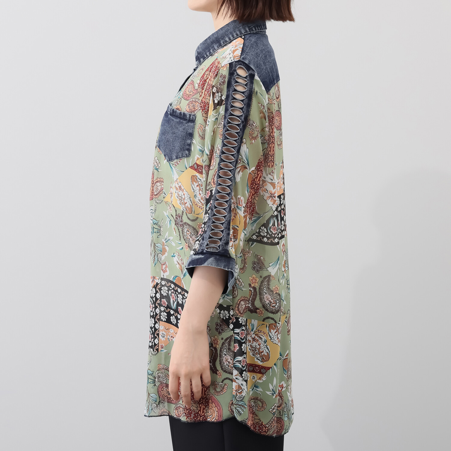 コイビトミサキ ペイズリー柄 シアーシャツブラウス