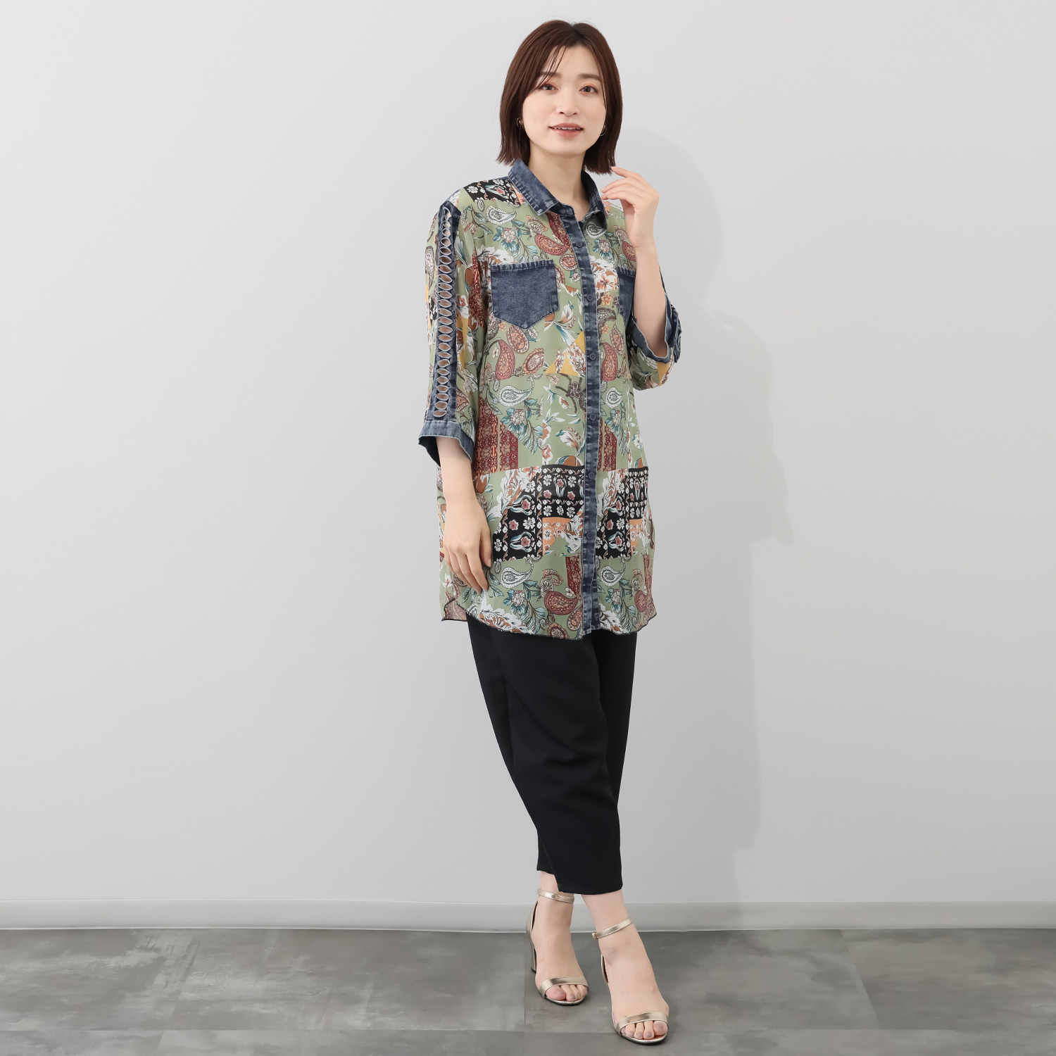 コイビトミサキ ペイズリー柄 シアーシャツブラウス