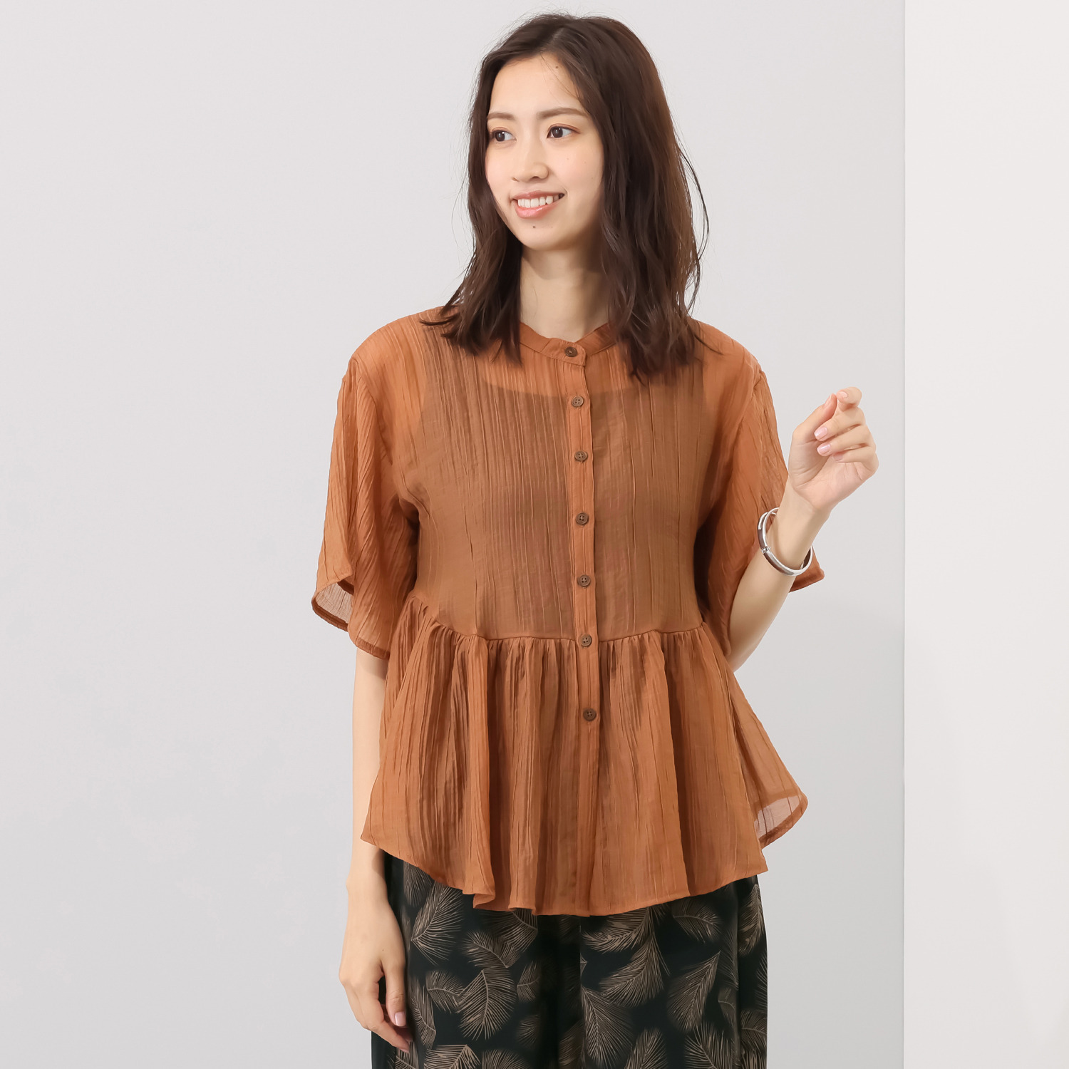 センスローブ シアークレープ ギャザーペプラム 羽織りブラウス