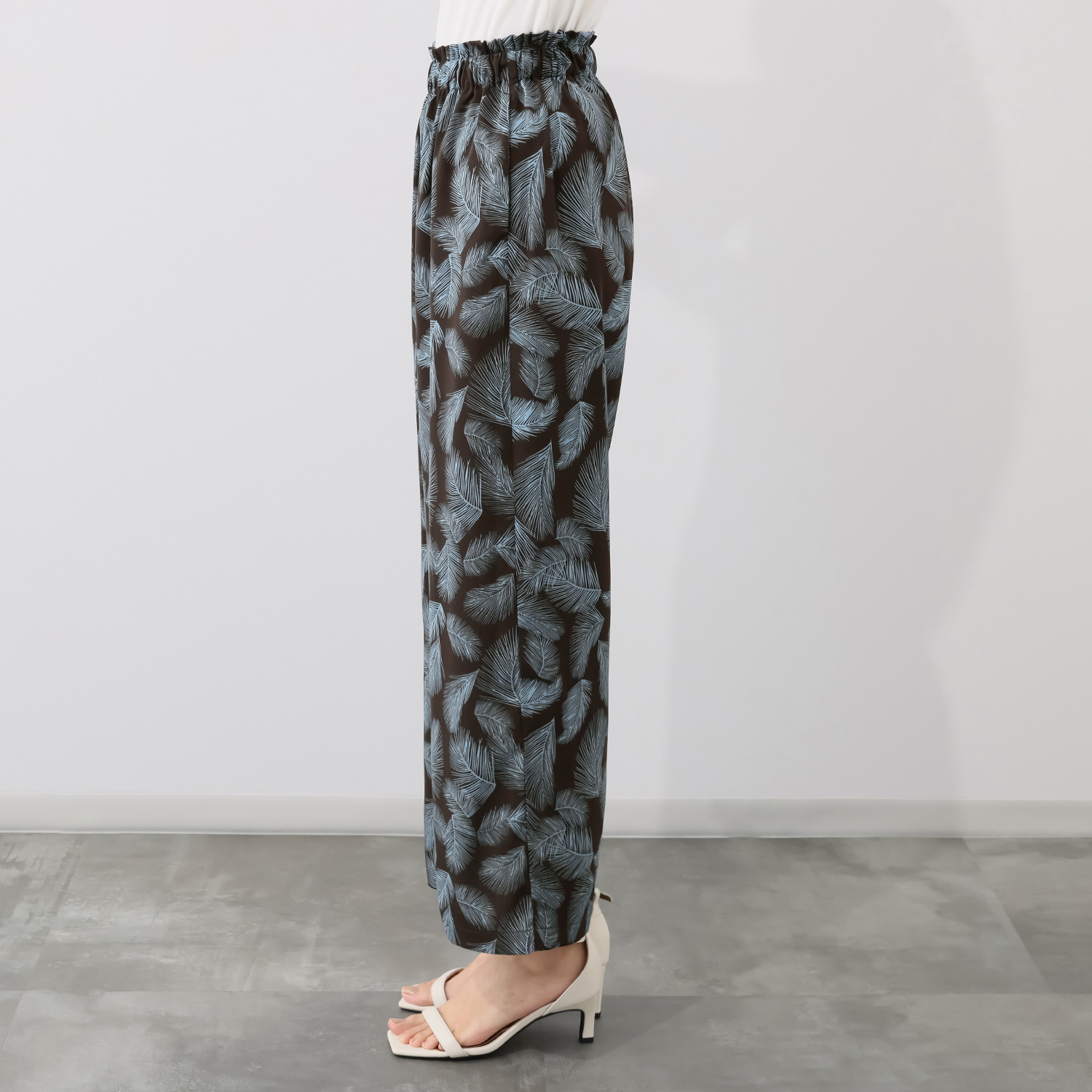 センスローブ ジョーゼット リーフ柄 イージーパンツ