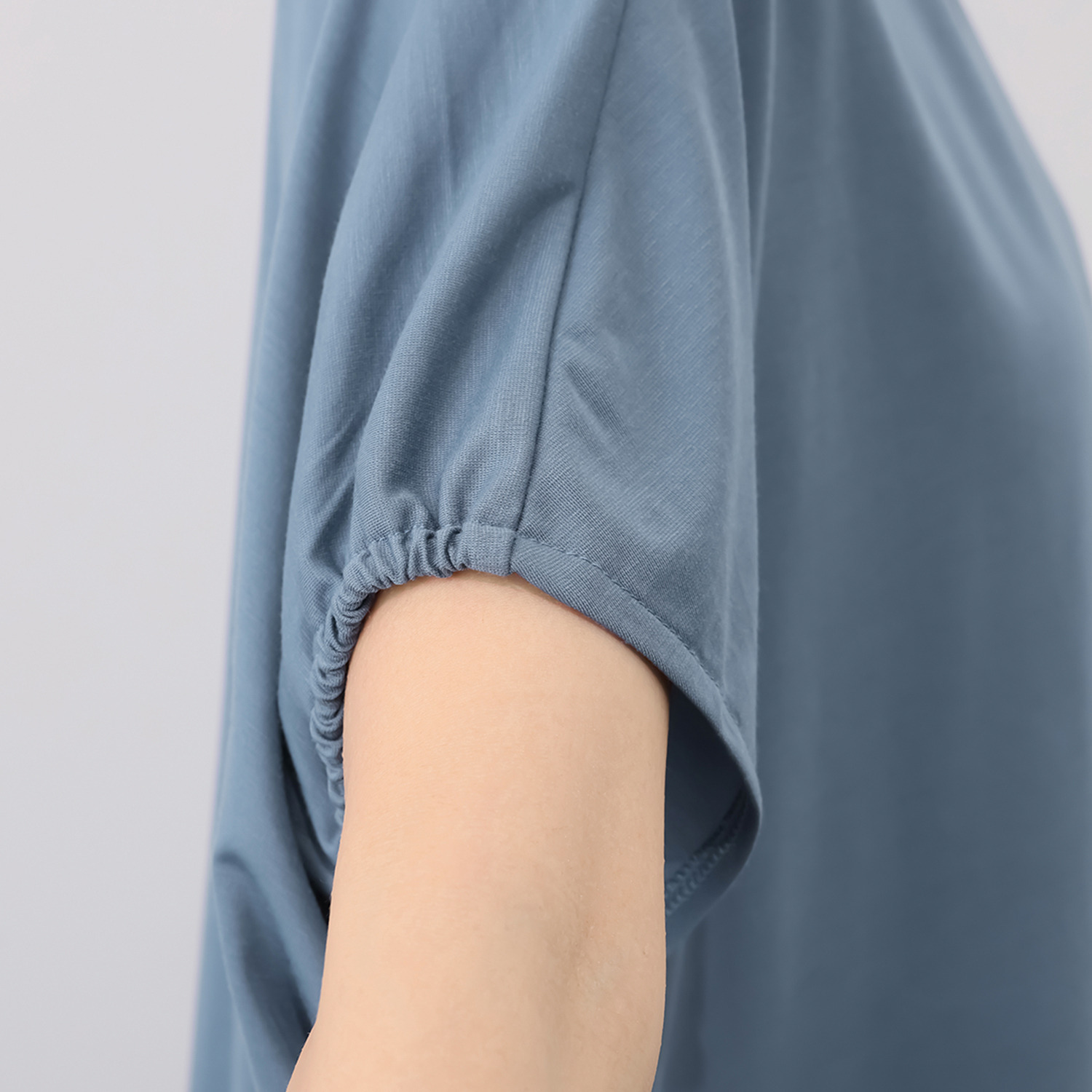 センスローブ ドレープニュアンス ドルマンスリーブ カットソープルオーバー