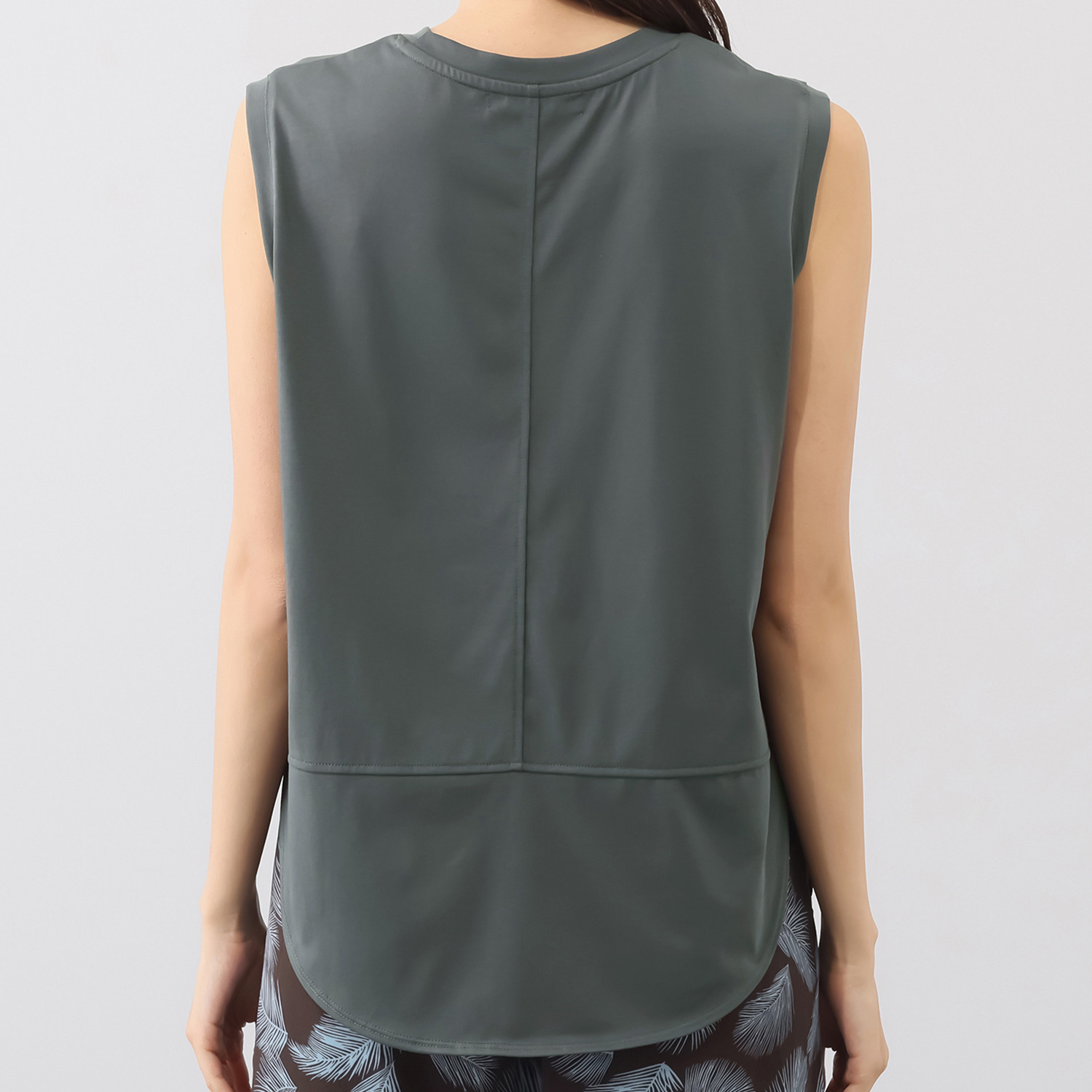 センスローブ クリアコットン混 ラウンドヘム プルオーバー