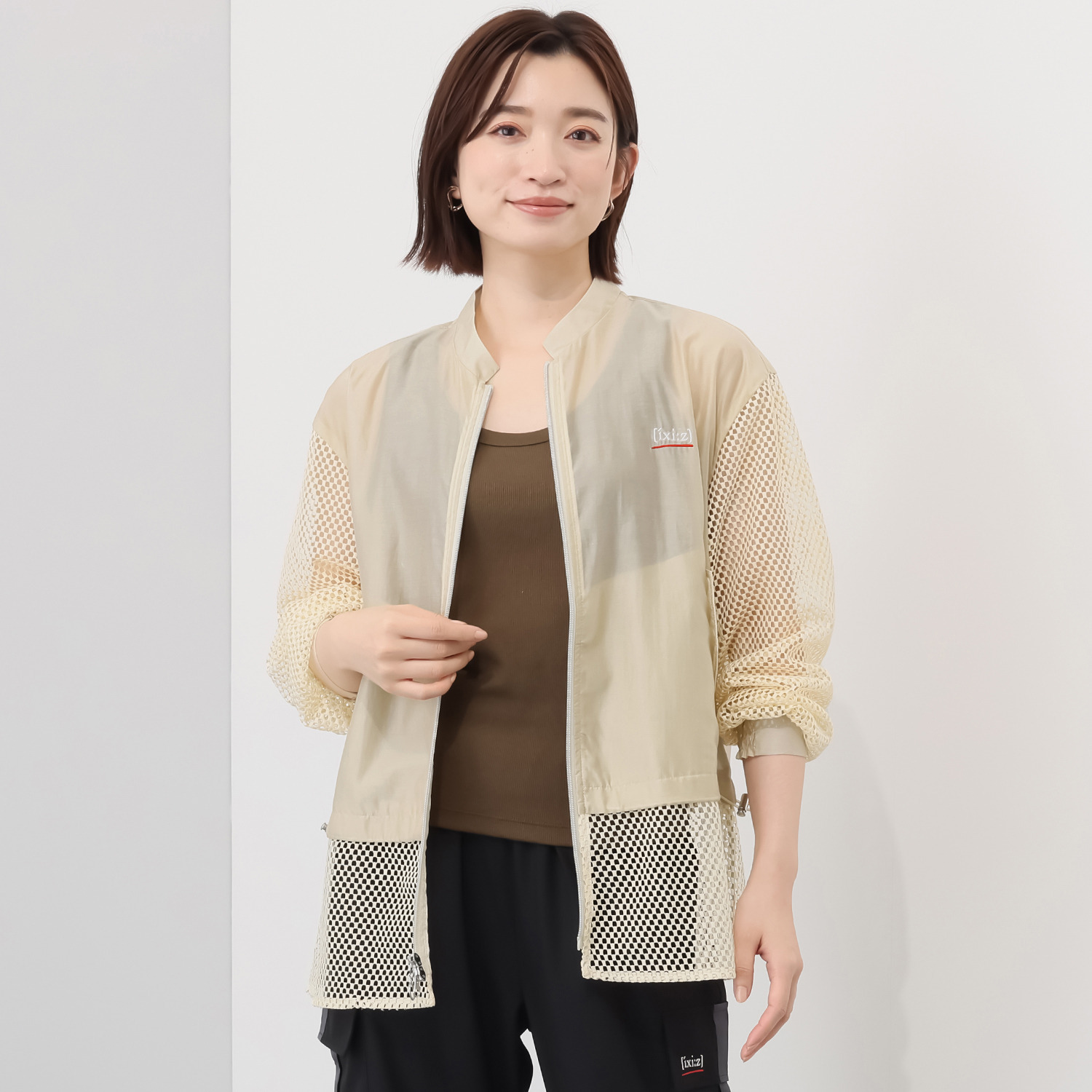 イクシーズ メッシュ使い ドッキングジャケット