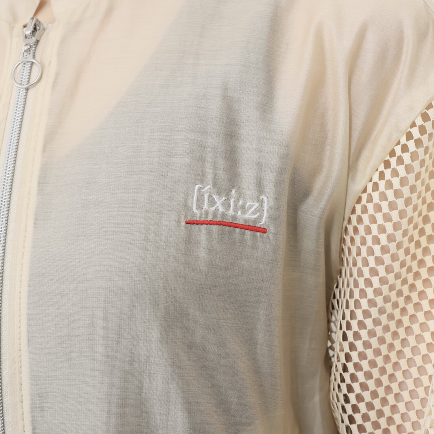 イクシーズ メッシュ使い ドッキングジャケット