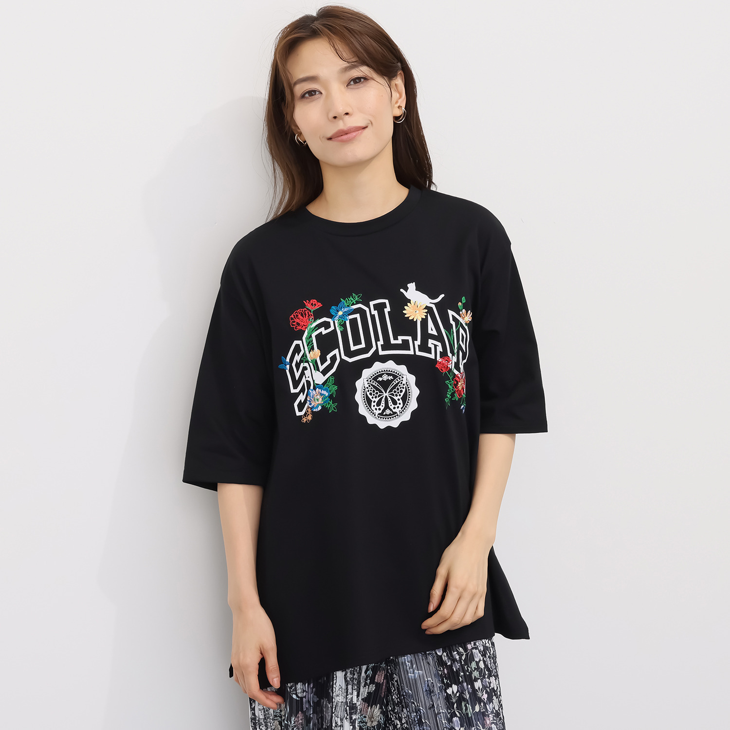 スカラー ロゴ花刺しゅう チュニック