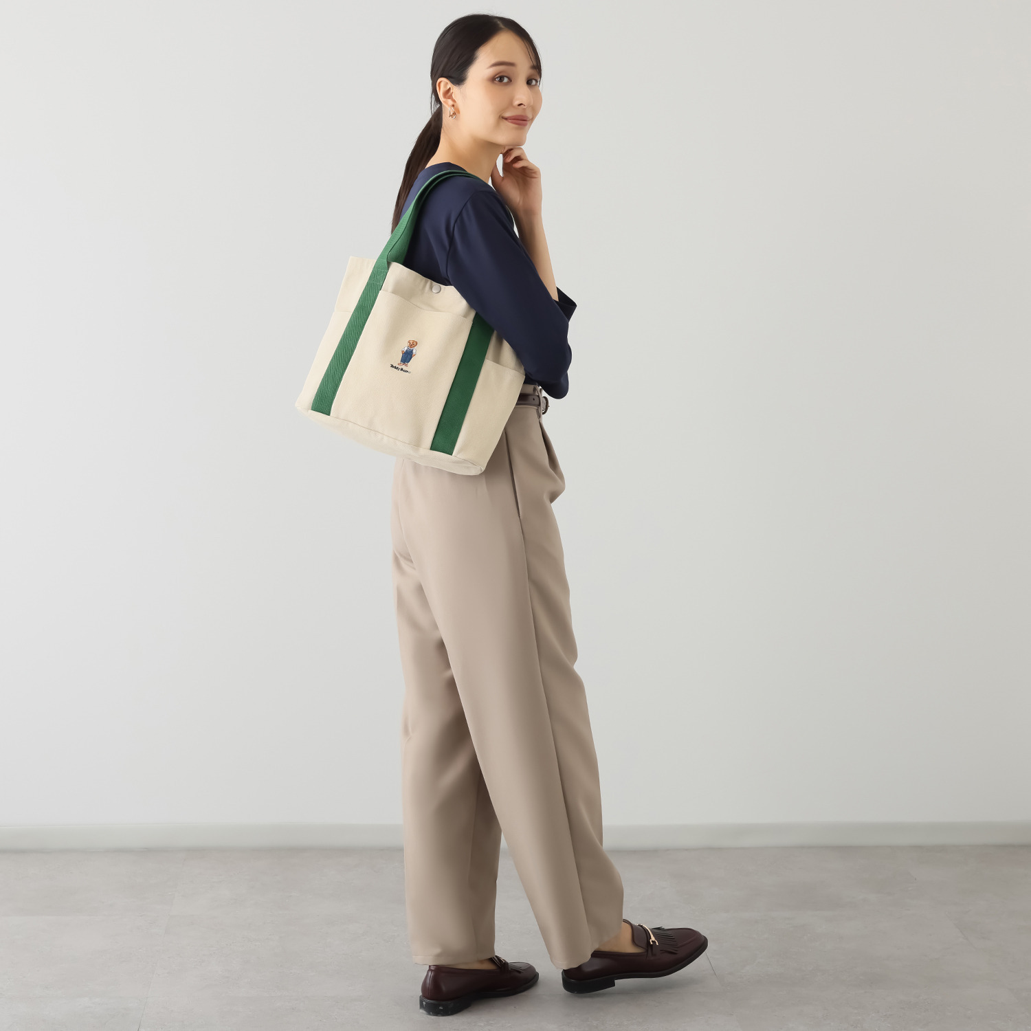 テディベア ワンポイント刺しゅう入り トートバッグ