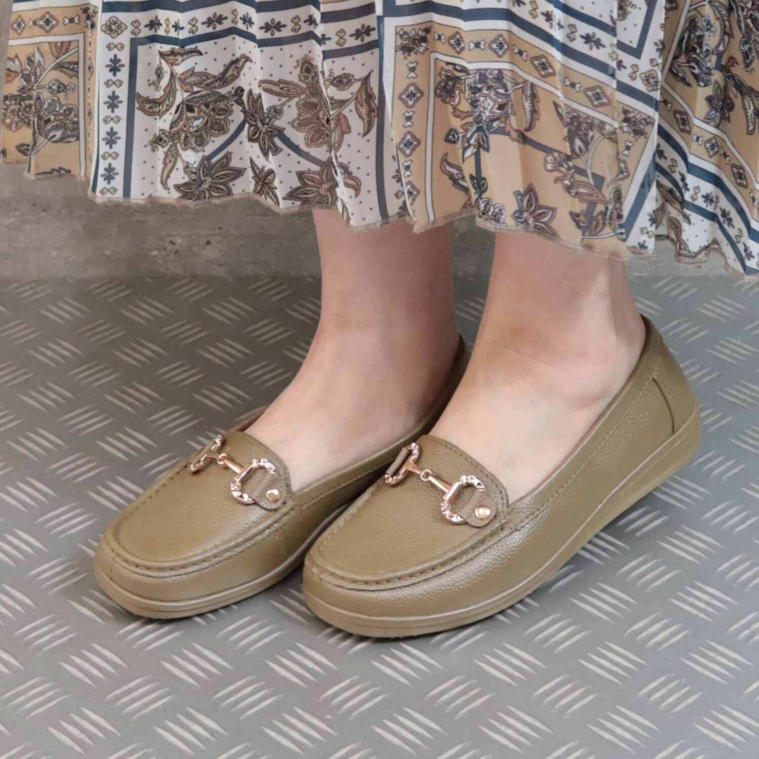 ズッカクラブ レイン対応 はっ水・防水 超軽量 柔らかビットローファー