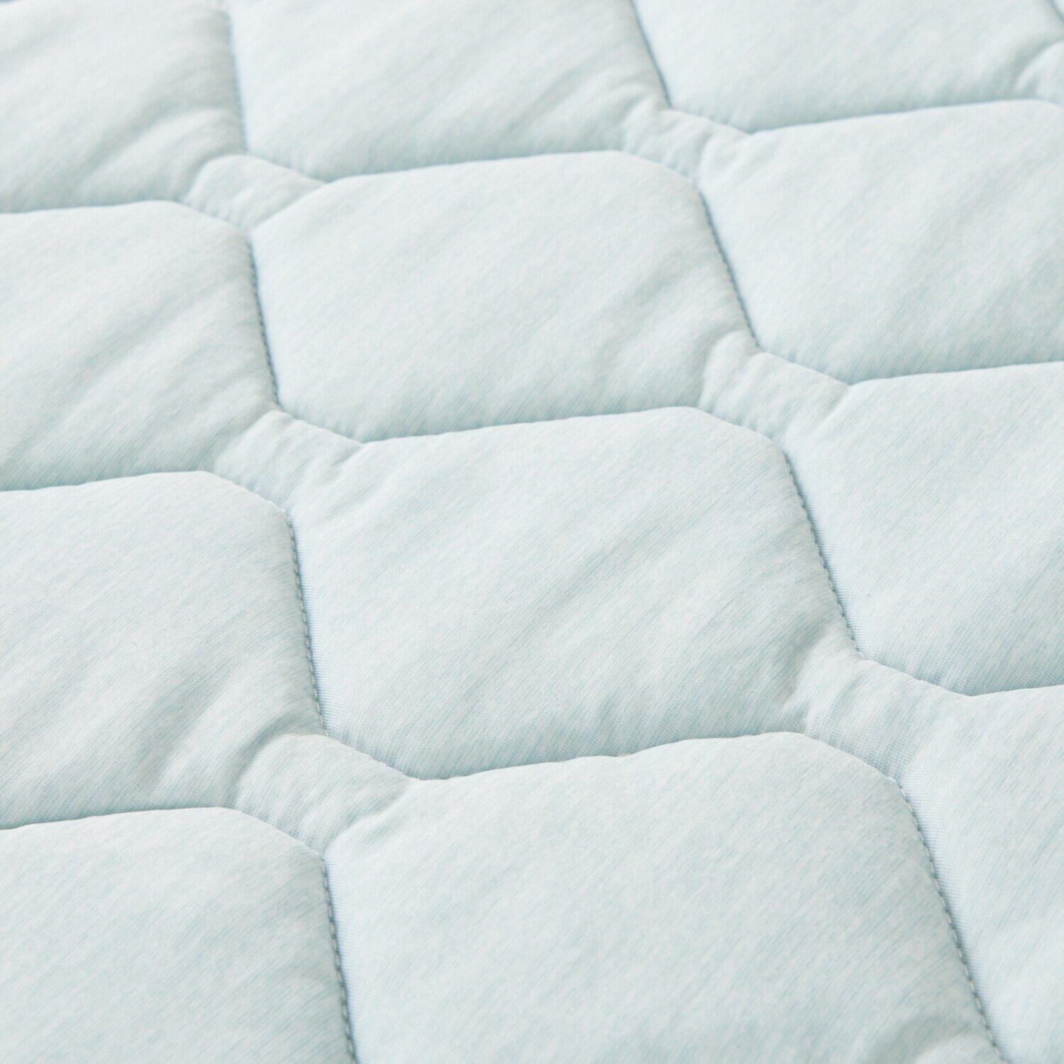 イケヒコ ひんやり！氷冷触感 ＰＣＭ素材使用 冷感ラグ ＜１３０×１８０ｃｍ＞