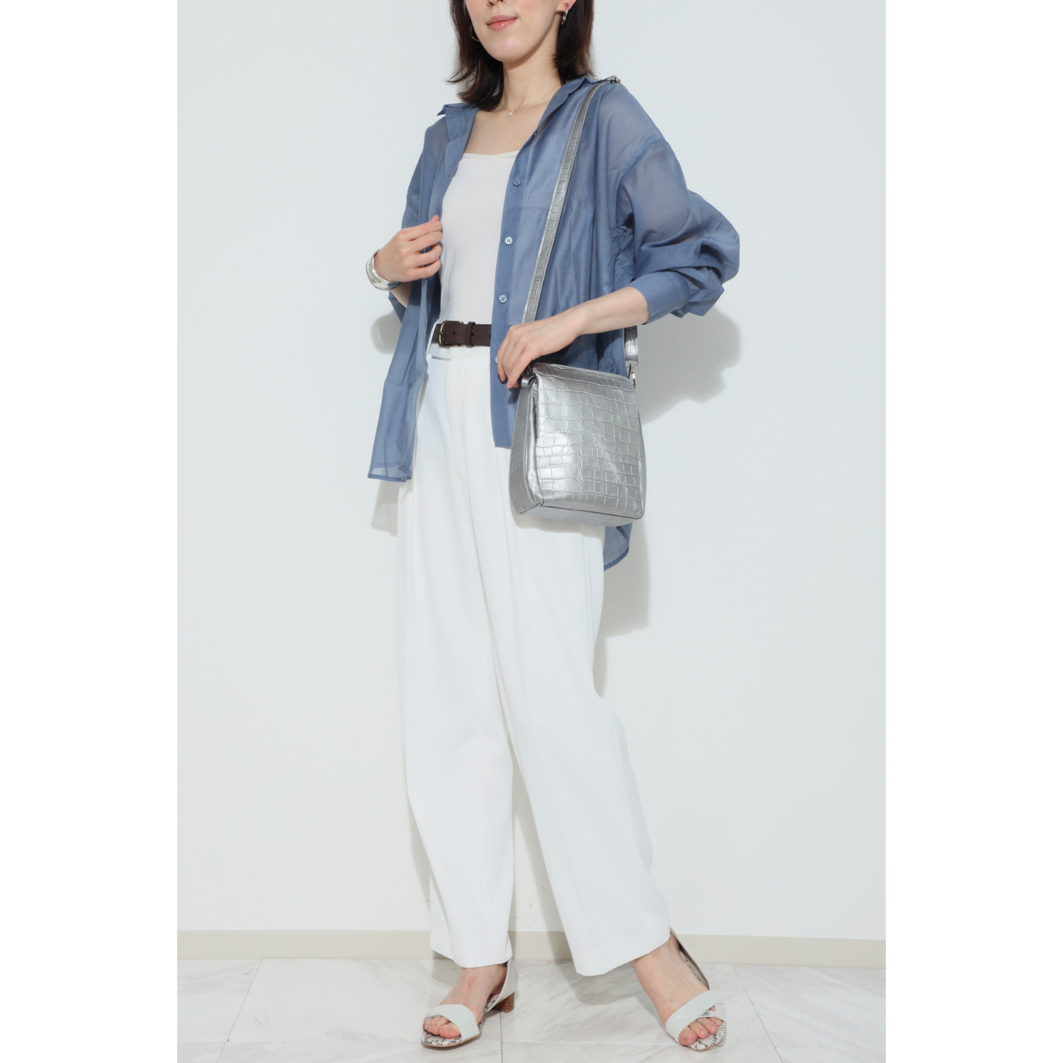 オリタタ 牛革クロコダイル型押し ２ウェイポシェット