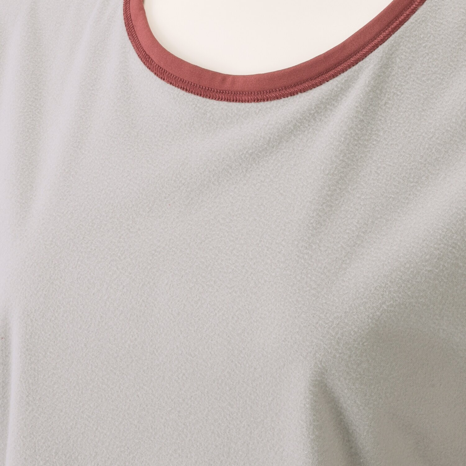 ブリーズテックス 防風　透湿 裏起毛 後ろ当て布付き クルーネック長袖インナー ２枚セット